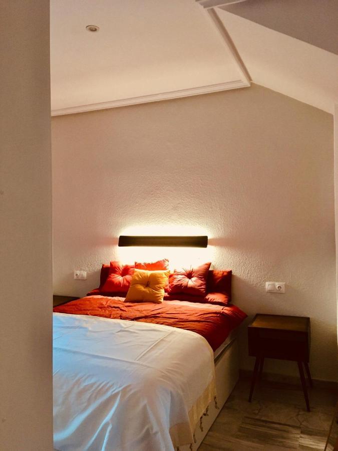 Fantastica Vivienda En El Pleno Corazon De Granada Lägenhet Exteriör bild