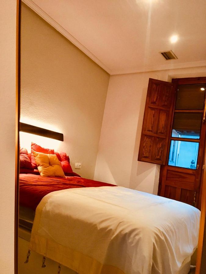 Fantastica Vivienda En El Pleno Corazon De Granada Lägenhet Exteriör bild